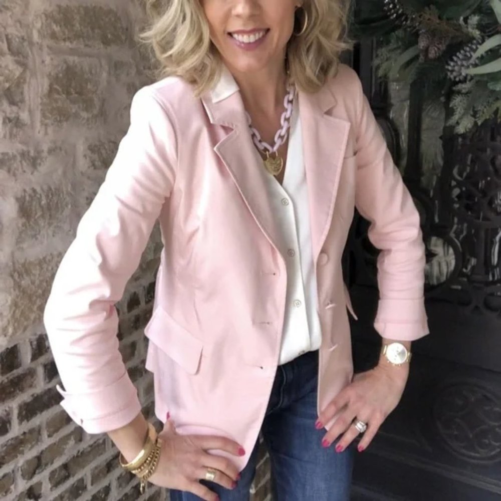 CAbi Grace Jacket 10 NWT Carnation Pink Pockets Covered Buttons Spring 2020